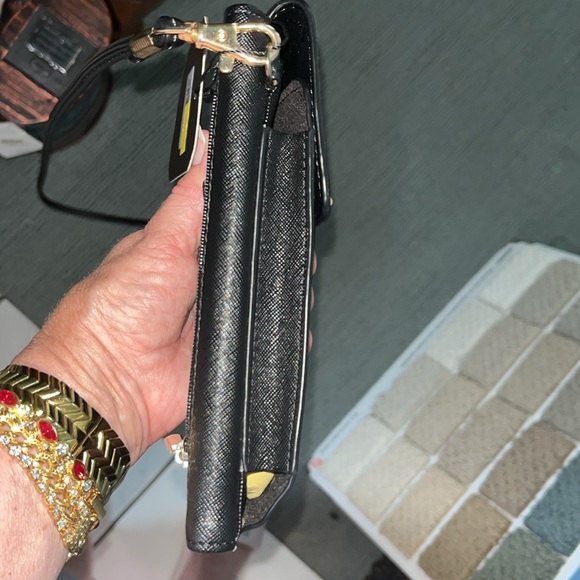 Deluxity Crossbody wallet  case  ID holder  Credit card case  billfold NWT - Picture 7 of 17